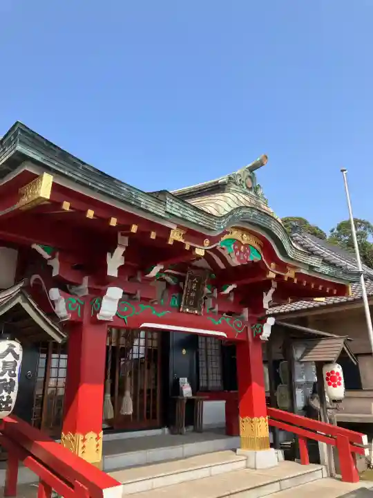 人見神社の{uncategorized: "未分類", other: "その他", undefined: "問題あり", building: "その他建物", grave: "お墓", sacred_gate: "鳥居", guardian: "狛犬", statue: "像", buddha: "仏像", history: "歴史", nature: "自然", garden: "庭園", animal: "動物", pagoda: "塔", temizu: "手水舎", mountain_gate: "山門・神門", sanctuary: "本殿・本堂", subordinate: "末社・摂社", art: "芸術", scenery: "景色", jizo: "地蔵", ema: "絵馬", goshuin: "御朱印", omikuji: "おみくじ", items: "授与品その他", amulet: "お守り", goshuincho: "御朱印帳", eats: "食事", festival: "お祭り", votive_dance: "神楽", shichigosan: "七五三参", wedding: "結婚式", experience: "体験その他", initially: "初詣", around: "周辺", anti_infection: "感染症対策"}