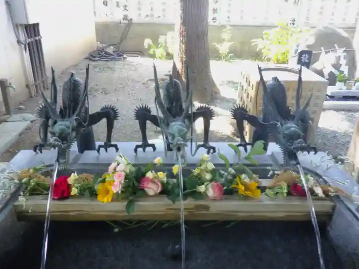 奥田神社の手水舎