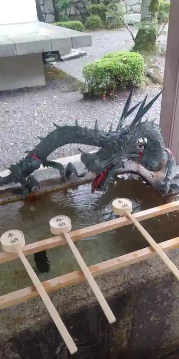 天孫神社の手水舎