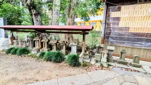 前原御嶽神社の建物その他