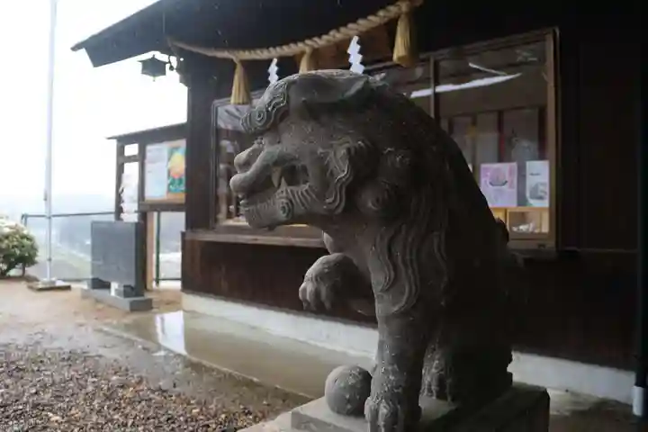 長屋神社の狛犬
