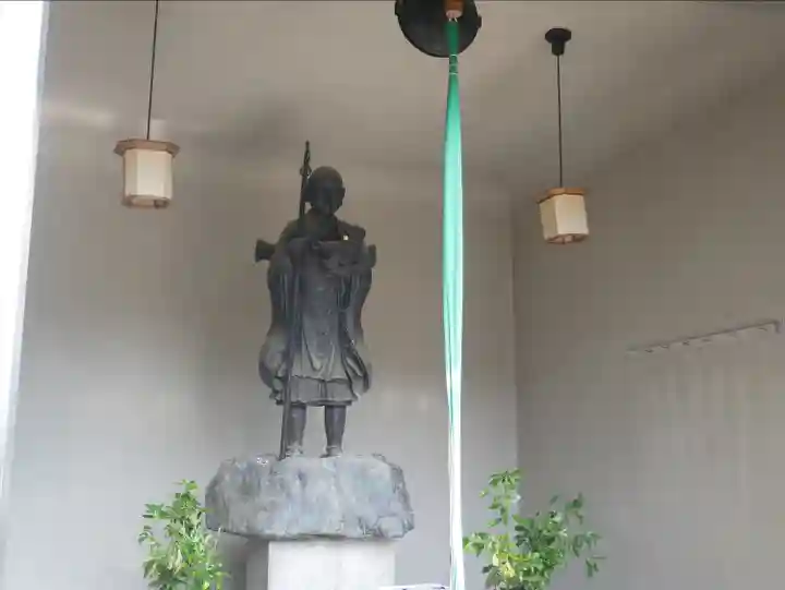 香園寺の像