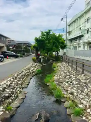 鹿見塚神社の周辺