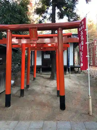 五流尊瀧院の末社・摂社