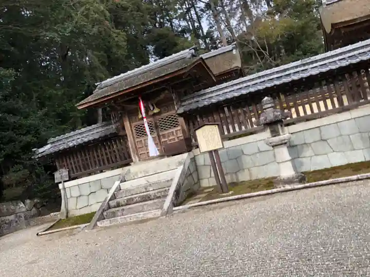 奥石神社の末社・摂社
