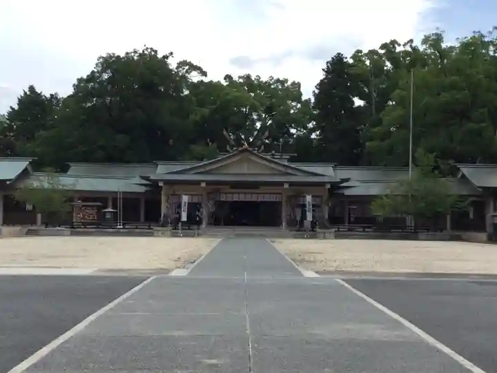 三重縣護國神社の本殿・本堂
