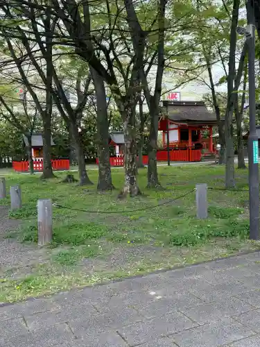 伏見稲荷大社御旅所の{uncategorized: "未分類", other: "その他", undefined: "問題あり", building: "その他建物", grave: "お墓", sacred_gate: "鳥居", guardian: "狛犬", statue: "像", buddha: "仏像", history: "歴史", nature: "自然", garden: "庭園", animal: "動物", pagoda: "塔", temizu: "手水舎", mountain_gate: "山門・神門", sanctuary: "本殿・本堂", subordinate: "末社・摂社", art: "芸術", scenery: "景色", jizo: "地蔵", ema: "絵馬", goshuin: "御朱印", omikuji: "おみくじ", items: "授与品その他", amulet: "お守り", goshuincho: "御朱印帳", eats: "食事", festival: "お祭り", votive_dance: "神楽", shichigosan: "七五三参", wedding: "結婚式", experience: "体験その他", initially: "初詣", around: "周辺", anti_infection: "感染症対策"}