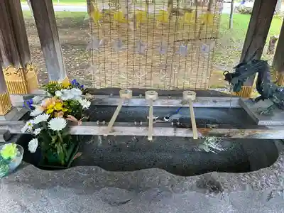 彌彦神社　(伊夜日子神社)の手水舎