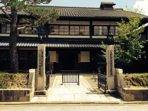 日牟禮八幡宮の建物その他