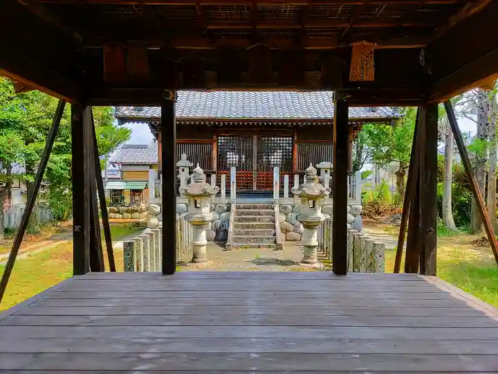 神明社(千秋町一色)の本殿・本堂