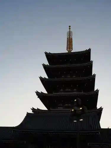 浅草寺の塔