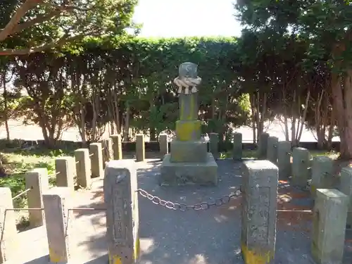 三日月神社の本殿