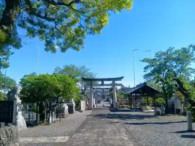 天神神社（柳津天神神社）の{uncategorized: "未分類", other: "その他", undefined: "問題あり", building: "その他建物", grave: "お墓", sacred_gate: "鳥居", guardian: "狛犬", statue: "像", buddha: "仏像", history: "歴史", nature: "自然", garden: "庭園", animal: "動物", pagoda: "塔", temizu: "手水舎", mountain_gate: "山門・神門", sanctuary: "本殿・本堂", subordinate: "末社・摂社", art: "芸術", scenery: "景色", jizo: "地蔵", ema: "絵馬", goshuin: "御朱印", omikuji: "おみくじ", items: "授与品その他", amulet: "お守り", goshuincho: "御朱印帳", eats: "食事", festival: "お祭り", votive_dance: "神楽", shichigosan: "七五三参", wedding: "結婚式", experience: "体験その他", initially: "初詣", around: "周辺", anti_infection: "感染症対策"}