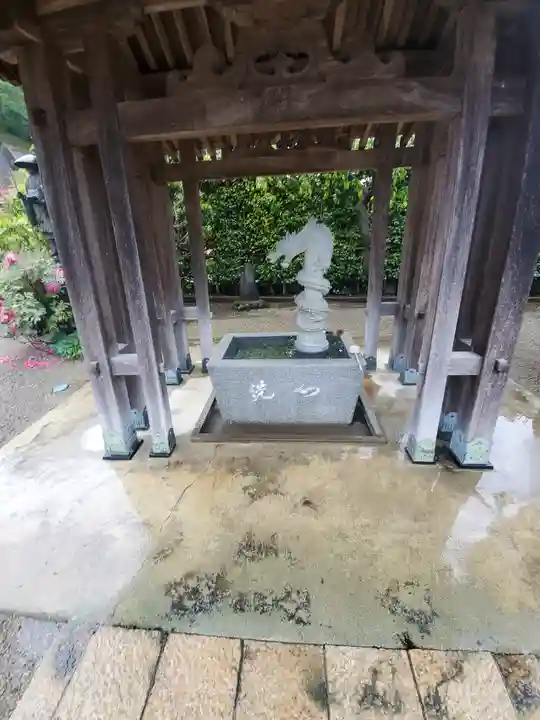 龍泉寺(龍頭不動尊)の手水舎