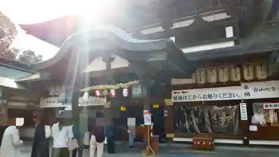 伊豫豆比古命神社の本殿・本堂