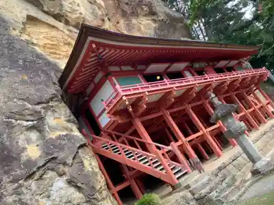 達谷西光寺の本殿・本堂
