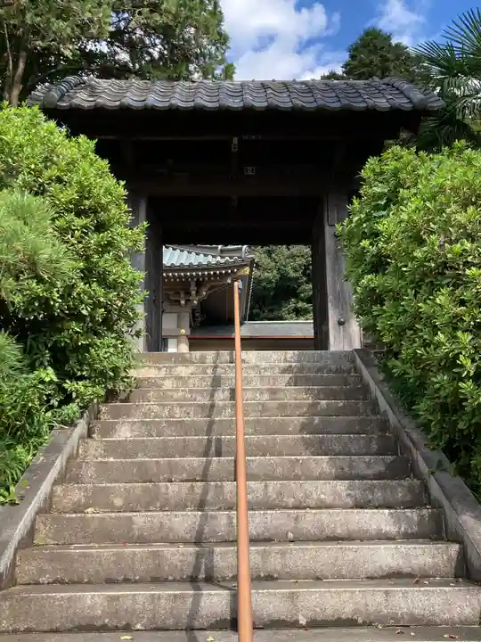 雲性寺の山門・神門