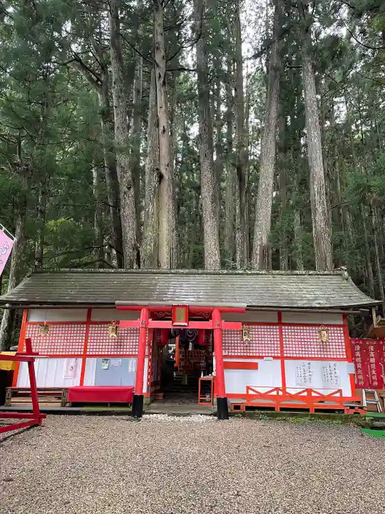 清高稲荷社の本殿・本堂