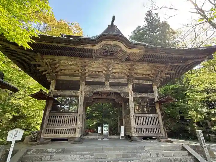 榛名神社の{uncategorized: "未分類", other: "その他", undefined: "問題あり", building: "その他建物", grave: "お墓", sacred_gate: "鳥居", guardian: "狛犬", statue: "像", buddha: "仏像", history: "歴史", nature: "自然", garden: "庭園", animal: "動物", pagoda: "塔", temizu: "手水舎", mountain_gate: "山門・神門", sanctuary: "本殿・本堂", subordinate: "末社・摂社", art: "芸術", scenery: "景色", jizo: "地蔵", ema: "絵馬", goshuin: "御朱印", omikuji: "おみくじ", items: "授与品その他", amulet: "お守り", goshuincho: "御朱印帳", eats: "食事", festival: "お祭り", votive_dance: "神楽", shichigosan: "七五三参", wedding: "結婚式", experience: "体験その他", initially: "初詣", around: "周辺", anti_infection: "感染症対策"}