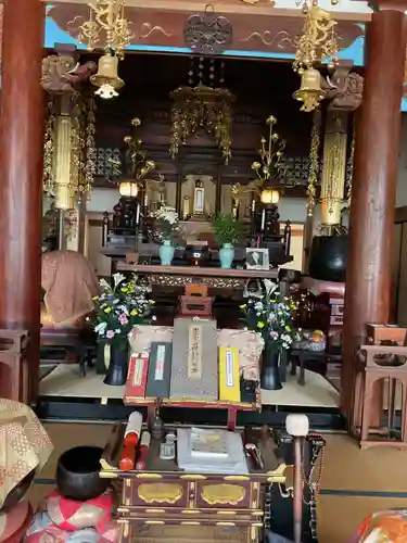 洞雲寺の本殿