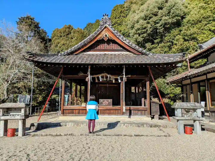 曽野稲荷神社の本殿・本堂