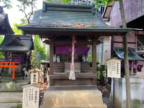 北澤八幡神社の末社・摂社