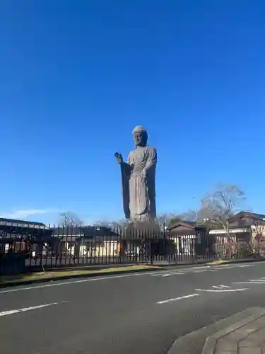 東本願寺本廟 牛久浄苑（牛久大仏）の仏像