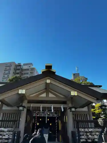 天祖諏訪神社の{uncategorized: "未分類", other: "その他", undefined: "問題あり", building: "その他建物", grave: "お墓", sacred_gate: "鳥居", guardian: "狛犬", statue: "像", buddha: "仏像", history: "歴史", nature: "自然", garden: "庭園", animal: "動物", pagoda: "塔", temizu: "手水舎", mountain_gate: "山門・神門", sanctuary: "本殿・本堂", subordinate: "末社・摂社", art: "芸術", scenery: "景色", jizo: "地蔵", ema: "絵馬", goshuin: "御朱印", omikuji: "おみくじ", items: "授与品その他", amulet: "お守り", goshuincho: "御朱印帳", eats: "食事", festival: "お祭り", votive_dance: "神楽", shichigosan: "七五三参", wedding: "結婚式", experience: "体験その他", initially: "初詣", around: "周辺", anti_infection: "感染症対策"}