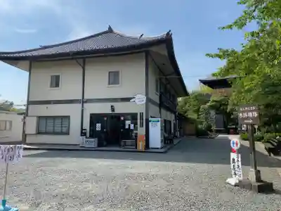 大船観音寺の本殿・本堂
