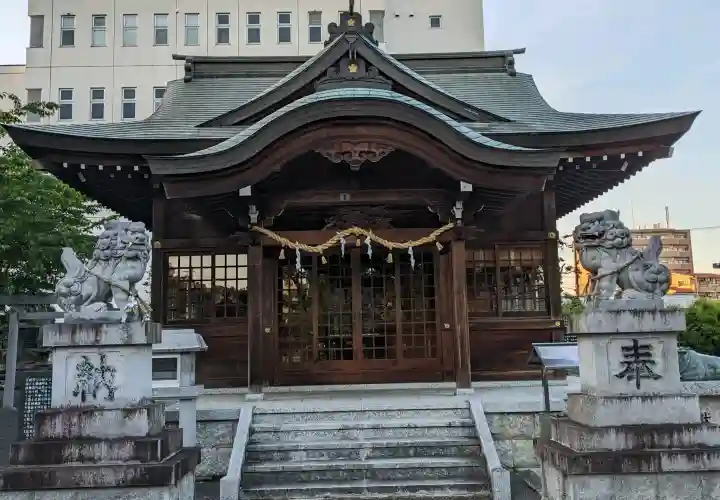 天神社(勝川町)の{uncategorized: "未分類", other: "その他", undefined: "問題あり", building: "その他建物", grave: "お墓", sacred_gate: "鳥居", guardian: "狛犬", statue: "像", buddha: "仏像", history: "歴史", nature: "自然", garden: "庭園", animal: "動物", pagoda: "塔", temizu: "手水舎", mountain_gate: "山門・神門", sanctuary: "本殿・本堂", subordinate: "末社・摂社", art: "芸術", scenery: "景色", jizo: "地蔵", ema: "絵馬", goshuin: "御朱印", omikuji: "おみくじ", items: "授与品その他", amulet: "お守り", goshuincho: "御朱印帳", eats: "食事", festival: "お祭り", votive_dance: "神楽", shichigosan: "七五三参", wedding: "結婚式", experience: "体験その他", initially: "初詣", around: "周辺", anti_infection: "感染症対策"}