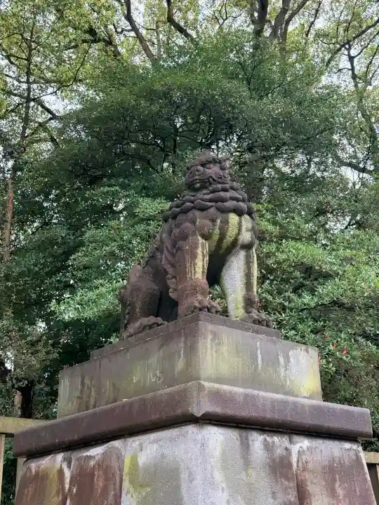 靖國神社の{uncategorized: "未分類", other: "その他", undefined: "問題あり", building: "その他建物", grave: "お墓", sacred_gate: "鳥居", guardian: "狛犬", statue: "像", buddha: "仏像", history: "歴史", nature: "自然", garden: "庭園", animal: "動物", pagoda: "塔", temizu: "手水舎", mountain_gate: "山門・神門", sanctuary: "本殿・本堂", subordinate: "末社・摂社", art: "芸術", scenery: "景色", jizo: "地蔵", ema: "絵馬", goshuin: "御朱印", omikuji: "おみくじ", items: "授与品その他", amulet: "お守り", goshuincho: "御朱印帳", eats: "食事", festival: "お祭り", votive_dance: "神楽", shichigosan: "七五三参", wedding: "結婚式", experience: "体験その他", initially: "初詣", around: "周辺", anti_infection: "感染症対策"}