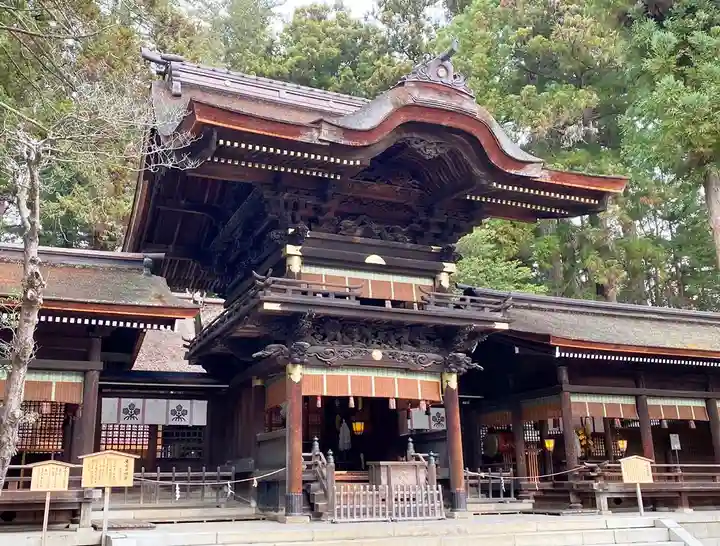 諏訪大社下社秋宮の本殿・本堂