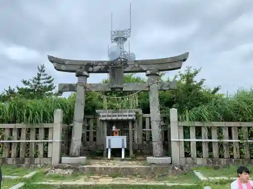 彌彦神社の本殿