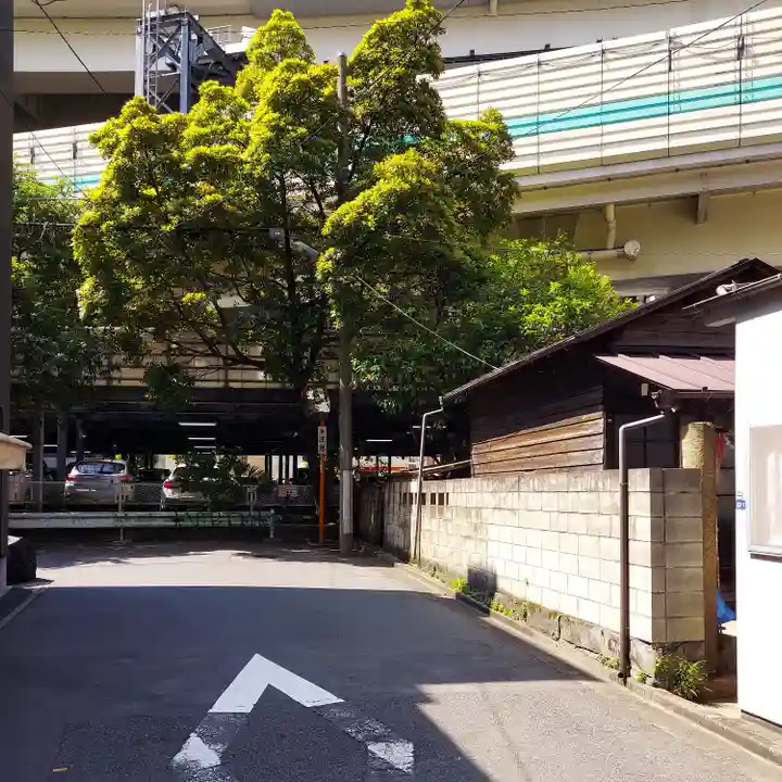 永久稲荷神社の周辺
