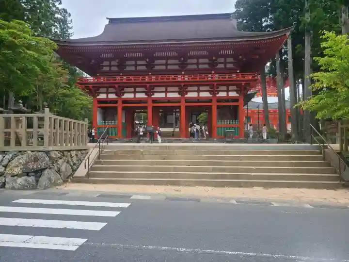 高野山金剛峯寺の{uncategorized: "未分類", other: "その他", undefined: "問題あり", building: "その他建物", grave: "お墓", sacred_gate: "鳥居", guardian: "狛犬", statue: "像", buddha: "仏像", history: "歴史", nature: "自然", garden: "庭園", animal: "動物", pagoda: "塔", temizu: "手水舎", mountain_gate: "山門・神門", sanctuary: "本殿・本堂", subordinate: "末社・摂社", art: "芸術", scenery: "景色", jizo: "地蔵", ema: "絵馬", goshuin: "御朱印", omikuji: "おみくじ", items: "授与品その他", amulet: "お守り", goshuincho: "御朱印帳", eats: "食事", festival: "お祭り", votive_dance: "神楽", shichigosan: "七五三参", wedding: "結婚式", experience: "体験その他", initially: "初詣", around: "周辺", anti_infection: "感染症対策"}
