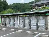 河童神社の像
