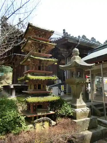 白峯寺の庭園