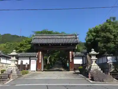西教寺の山門・神門