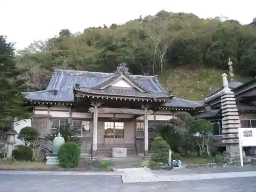 妙蓮寺の本殿・本堂