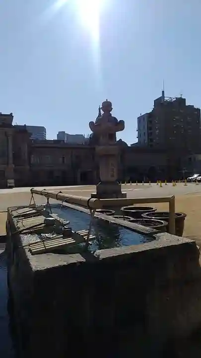 築地本願寺(本願寺築地別院)の手水舎