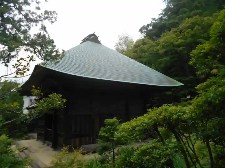 常楽寺の本殿・本堂