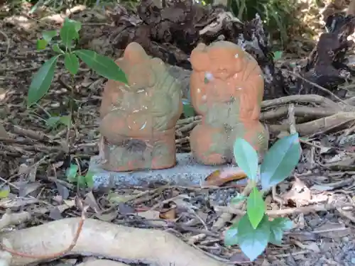 駒形神社の像