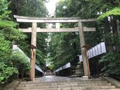 彌彦神社(新潟県)
