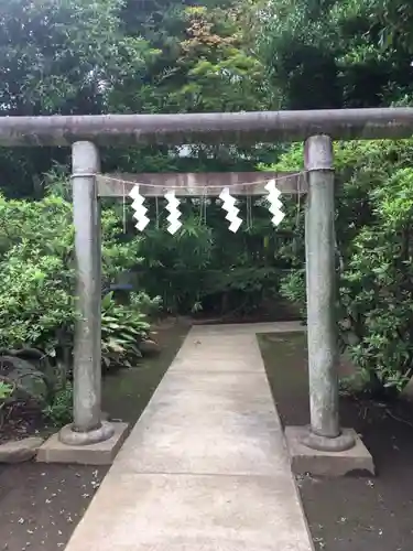 鳩森八幡神社の鳥居