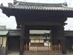 願泉寺（貝塚御坊）の山門