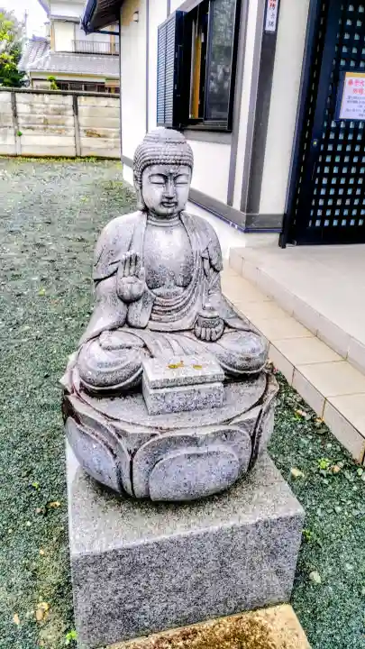 薬師如来堂の{uncategorized: "未分類", other: "その他", undefined: "問題あり", building: "その他建物", grave: "お墓", sacred_gate: "鳥居", guardian: "狛犬", statue: "像", buddha: "仏像", history: "歴史", nature: "自然", garden: "庭園", animal: "動物", pagoda: "塔", temizu: "手水舎", mountain_gate: "山門・神門", sanctuary: "本殿・本堂", subordinate: "末社・摂社", art: "芸術", scenery: "景色", jizo: "地蔵", ema: "絵馬", goshuin: "御朱印", omikuji: "おみくじ", items: "授与品その他", amulet: "お守り", goshuincho: "御朱印帳", eats: "食事", festival: "お祭り", votive_dance: "神楽", shichigosan: "七五三参", wedding: "結婚式", experience: "体験その他", initially: "初詣", around: "周辺", anti_infection: "感染症対策"}