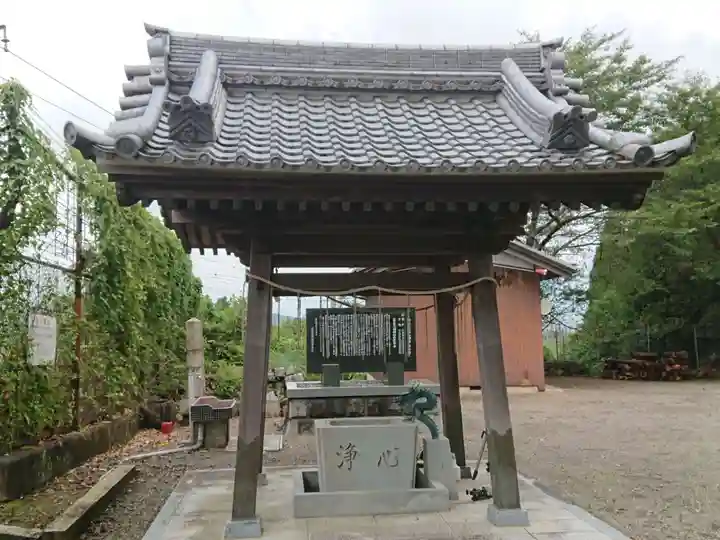 野上若宮八幡神社の手水舎