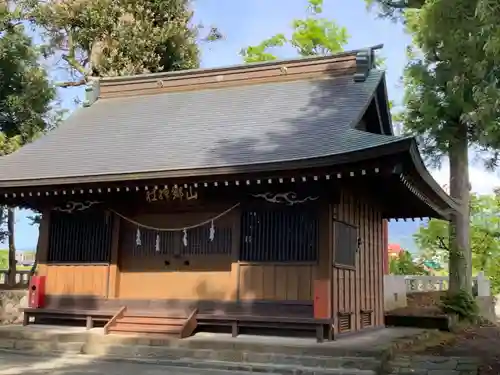 山郷神社の本殿・本堂