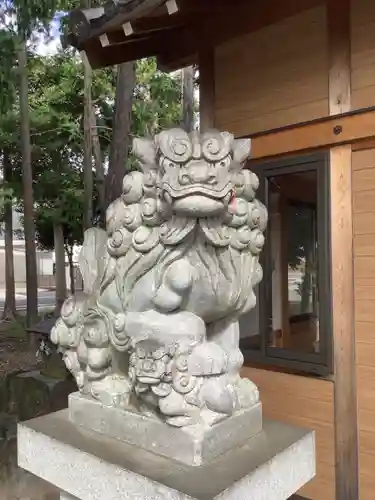 神明社の狛犬