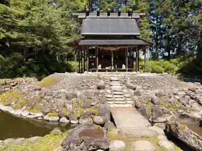 唐松山天日宮の{uncategorized: "未分類", other: "その他", undefined: "問題あり", building: "その他建物", grave: "お墓", sacred_gate: "鳥居", guardian: "狛犬", statue: "像", buddha: "仏像", history: "歴史", nature: "自然", garden: "庭園", animal: "動物", pagoda: "塔", temizu: "手水舎", mountain_gate: "山門・神門", sanctuary: "本殿・本堂", subordinate: "末社・摂社", art: "芸術", scenery: "景色", jizo: "地蔵", ema: "絵馬", goshuin: "御朱印", omikuji: "おみくじ", items: "授与品その他", amulet: "お守り", goshuincho: "御朱印帳", eats: "食事", festival: "お祭り", votive_dance: "神楽", shichigosan: "七五三参", wedding: "結婚式", experience: "体験その他", initially: "初詣", around: "周辺", anti_infection: "感染症対策"}